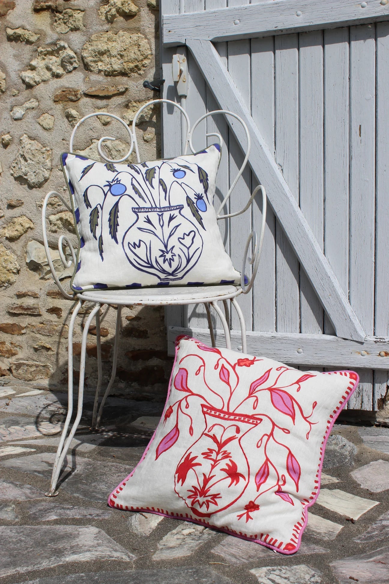 Amuse la Bouche Folkstone Vase Cushion