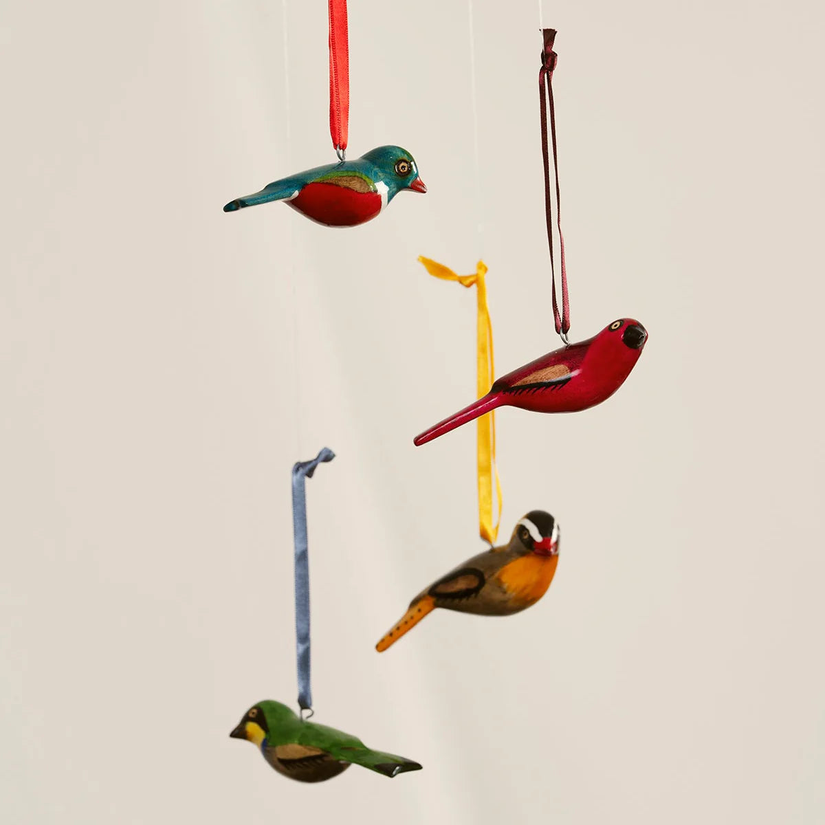 Wooden Ornament - Robin Chat