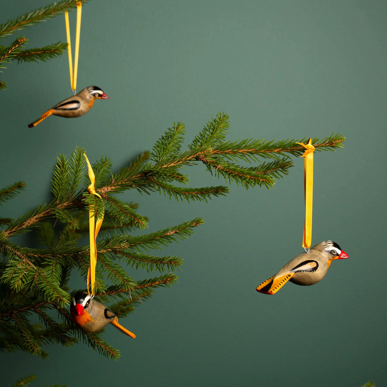 Wooden Ornament - Robin Chat