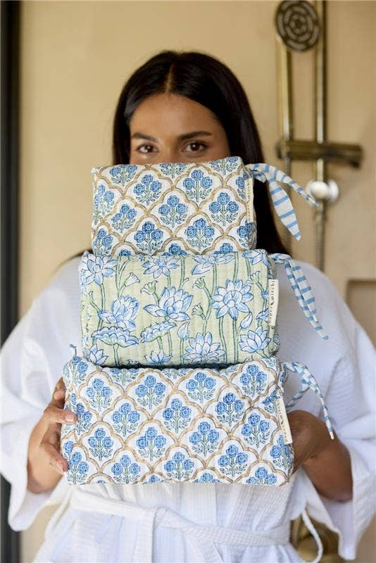 Organic Cotton Toiletry Bag (Small) - Trellis Indigo