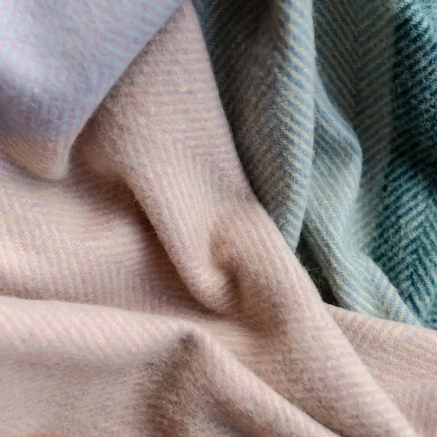 Recycled Wool Throw - Apricot Frame Check