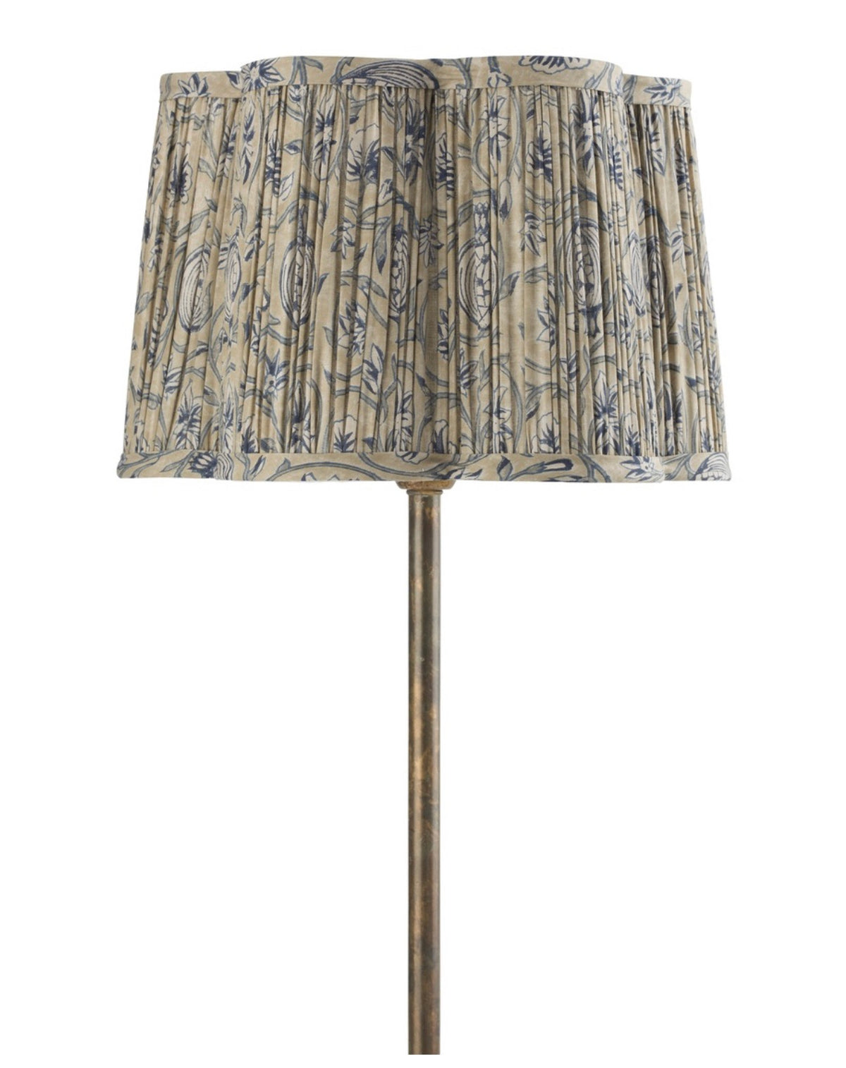 Lampshade Scallop /
Tangier Pomegranate /
Beige/Blue / 35 cm