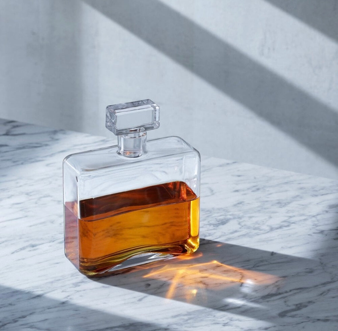 LSA Cask Whisky Rectangle Decanter 1L Clear