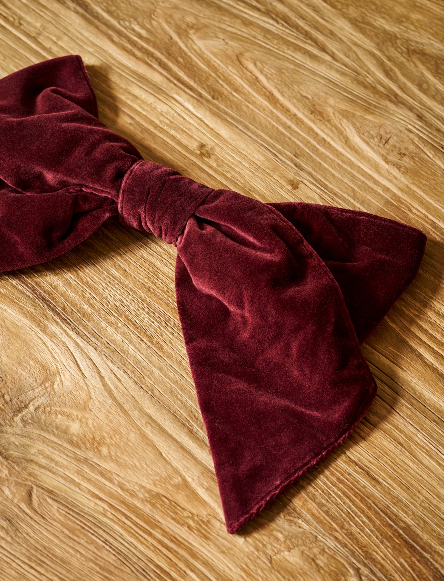 Hyde Christmas Door Bow - Berry
