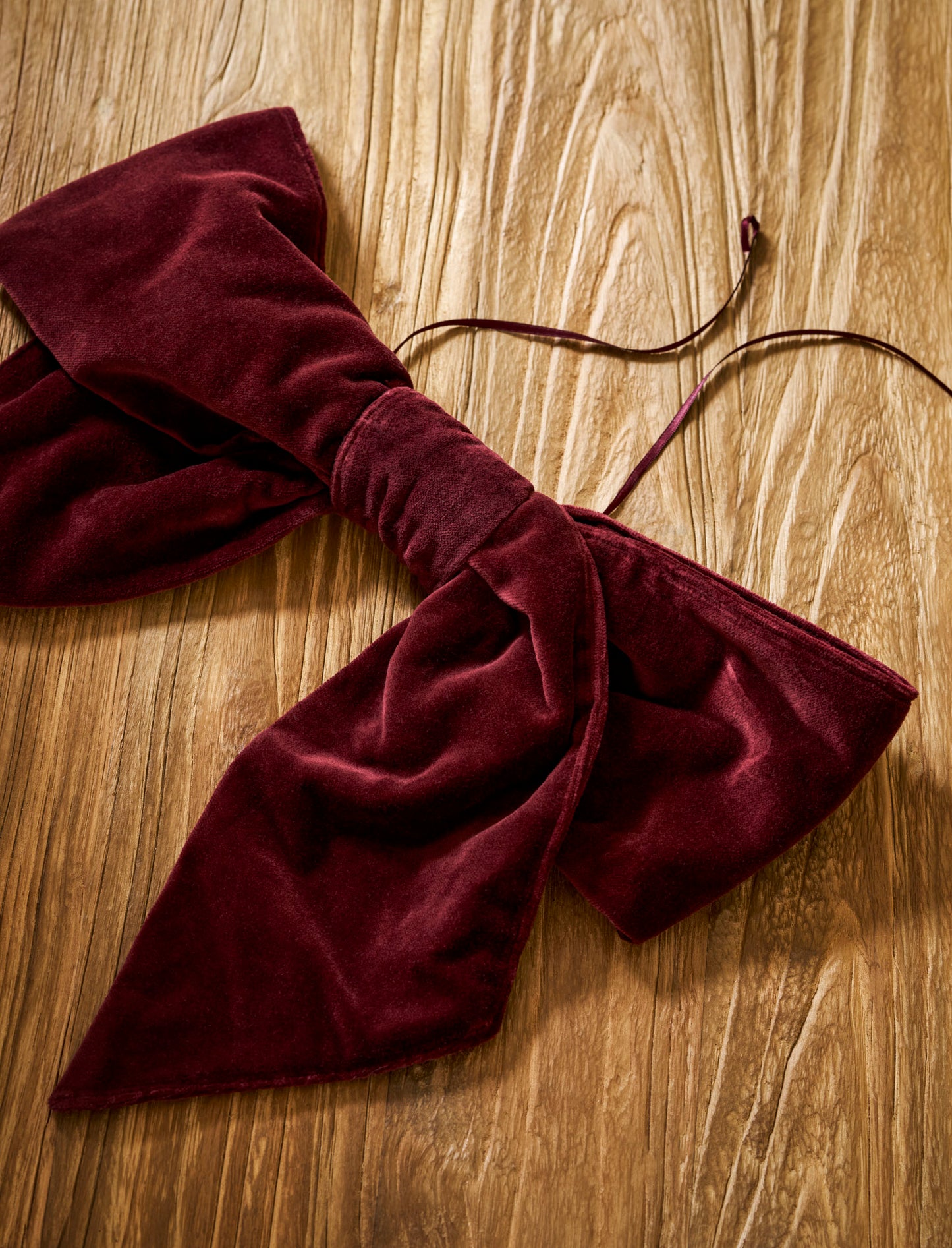 Hyde Christmas Door Bow - Berry