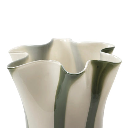 Liva Vase M