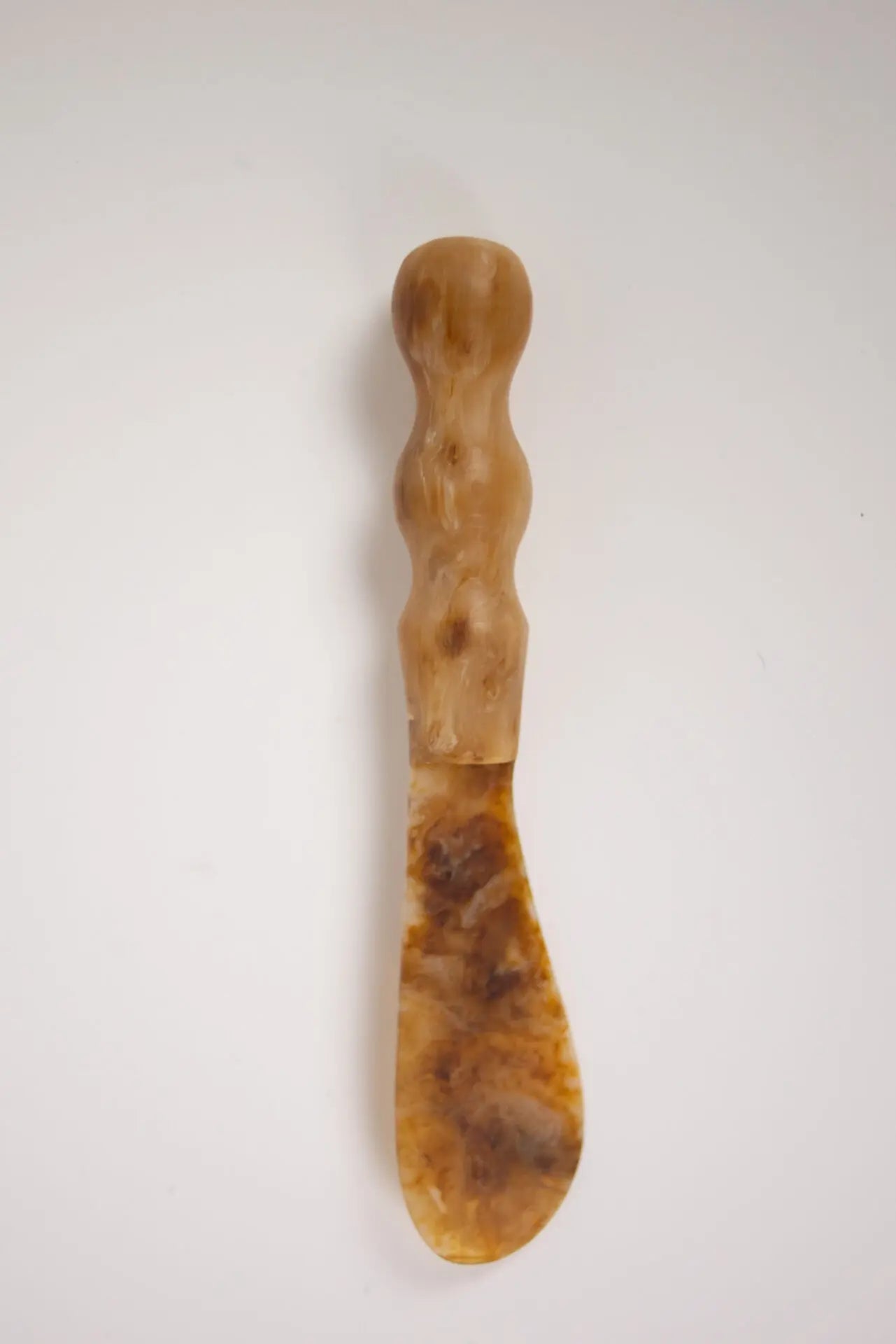 Resin butter knife round