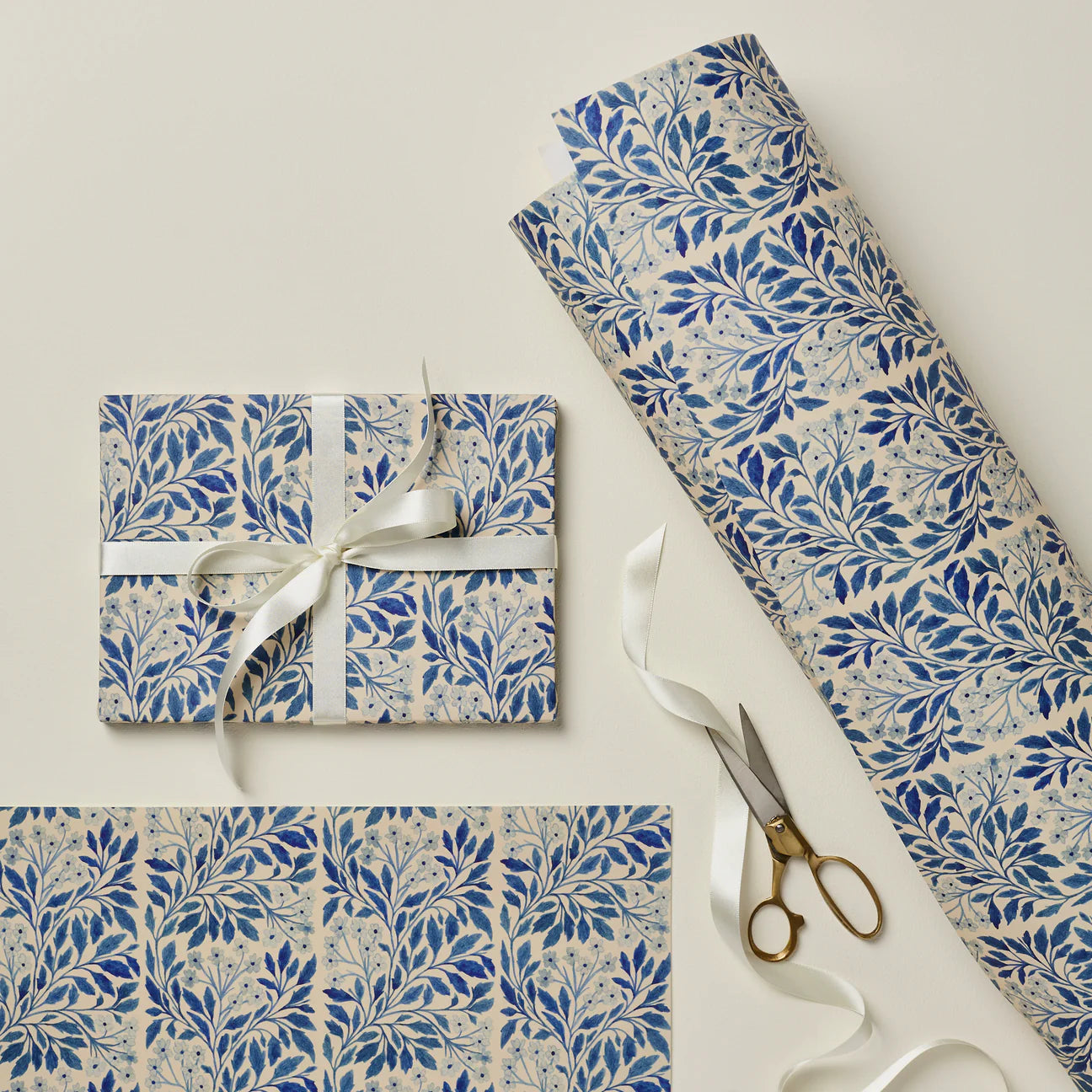 Blue Flora Patterned Sheet Paper