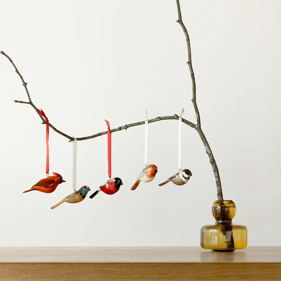 WOODEN ORNAMENT | RED CARDINAL