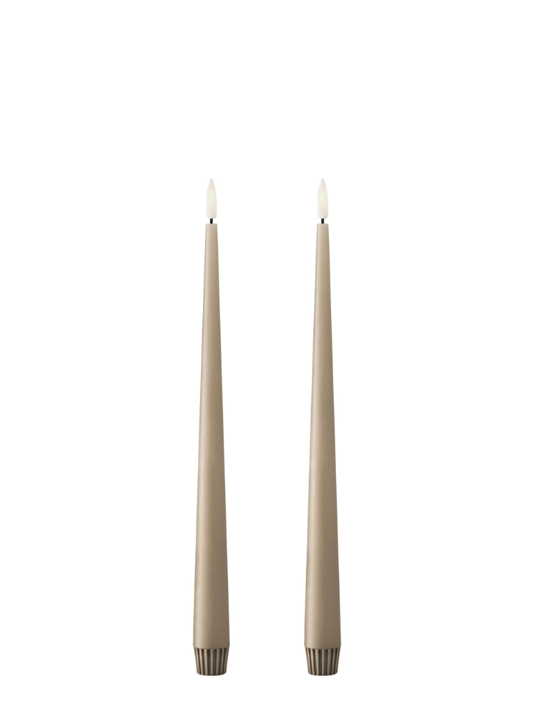 Ester & Erik LED Taper Candles 2 pcs - Nougat Note