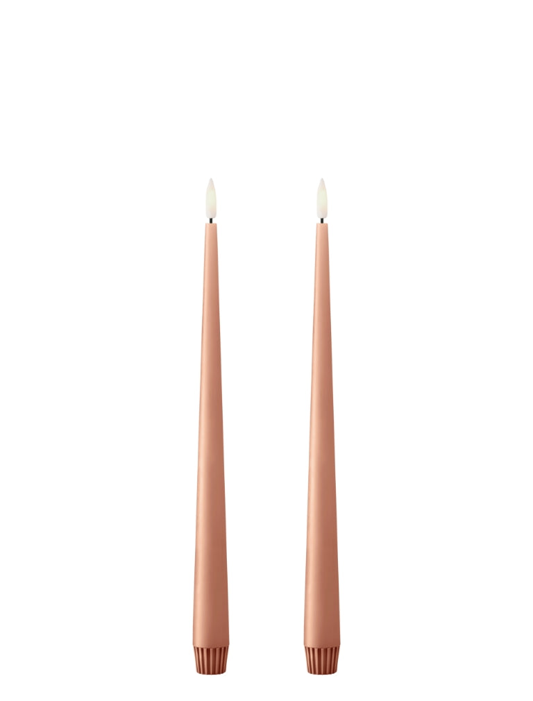 Ester & Erik LED Taper Candles 2 pcs - Rosy Caramel