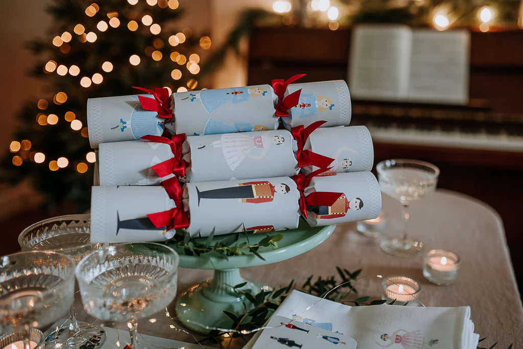 6 Luxury Christmas Crackers - Nutcracker Story