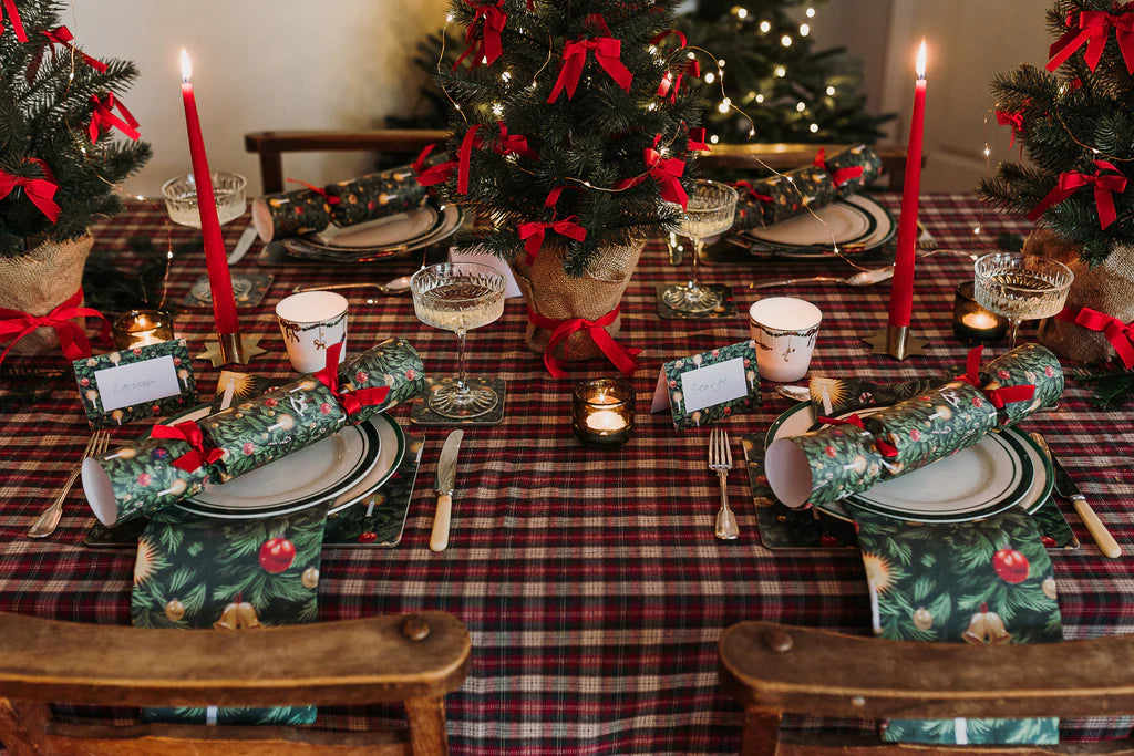 6 Luxury Christmas Crackers - Tree