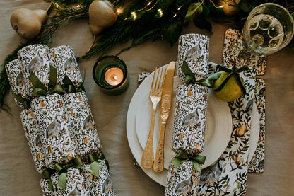 6 Luxury Christmas Crackers - Partridge