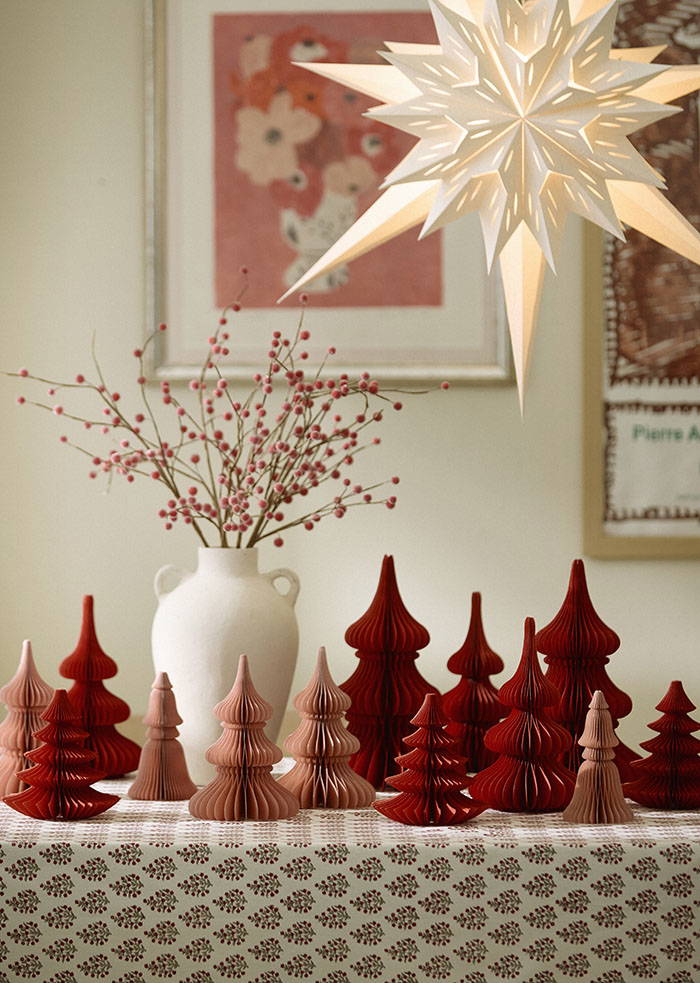 Honeycomb Tree Pine H16cm Ruby