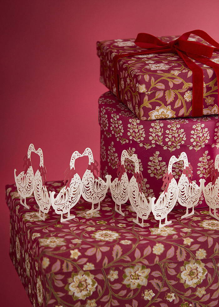 Table Garland 67cm Geese Off White