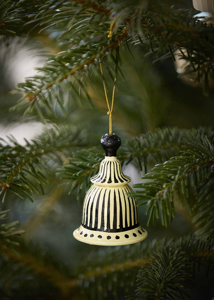Papier Mâché Bells 8cm Gaya Cream / Black