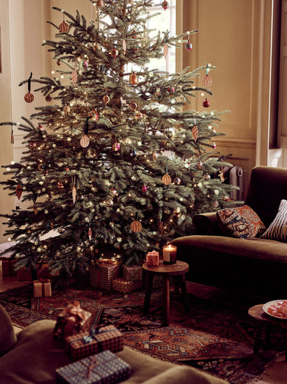 Plum &  Ashby Fir Balsam & Winter Berries Candle 220g