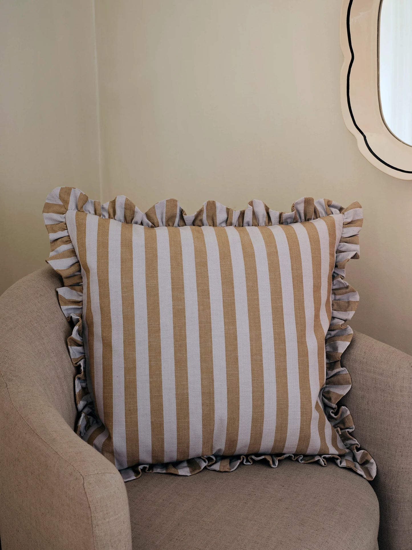 Ina Cushion