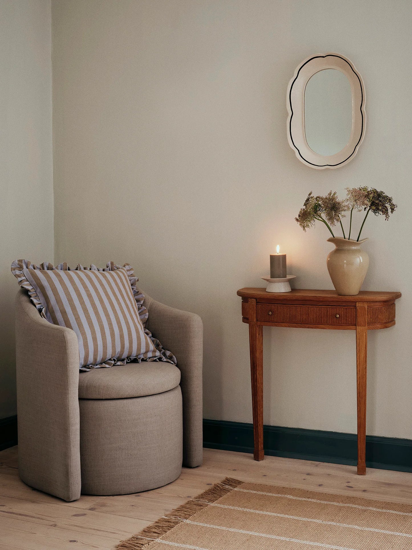 Ina Cushion