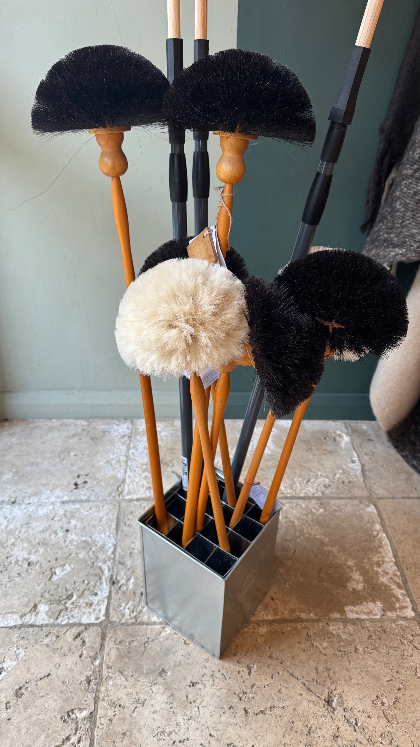 Dust Brush