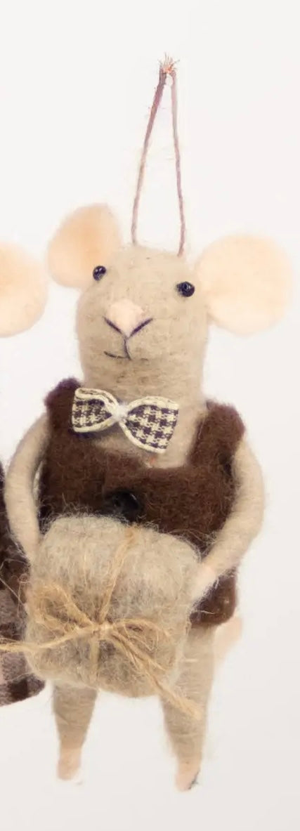 Beige Mice - Coming home for Christmas