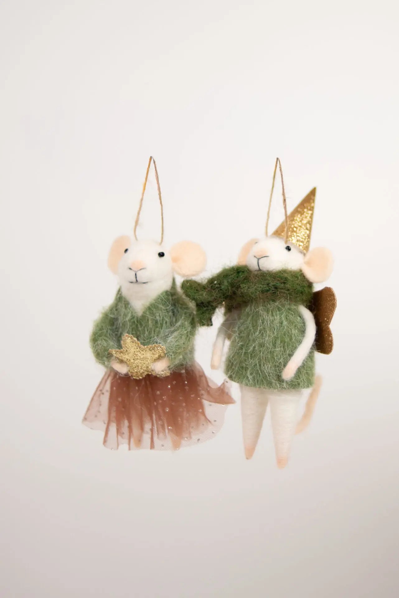 White mice – Christmas elves