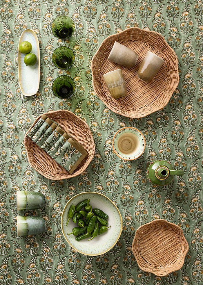 Rattan Tray Ripple Edge-Medium