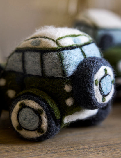 Southwold Christmas Country Car / Felt / Moss