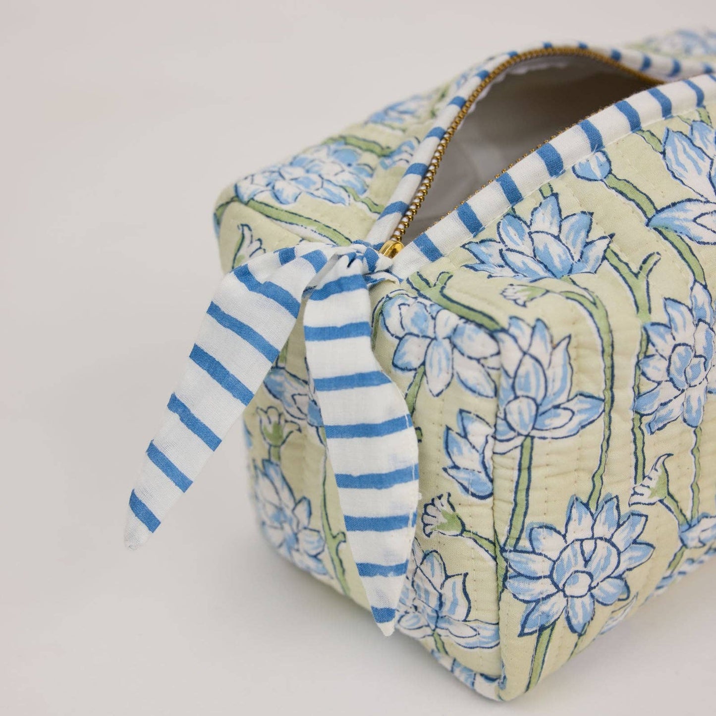 Organic Cotton Toiletry Bag (Medium) - Lotus Indigo